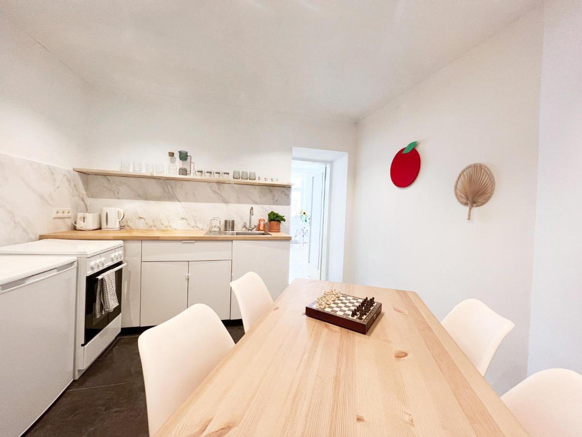 Central Apartment Next To Belvedere Castle Vienna Esterno foto